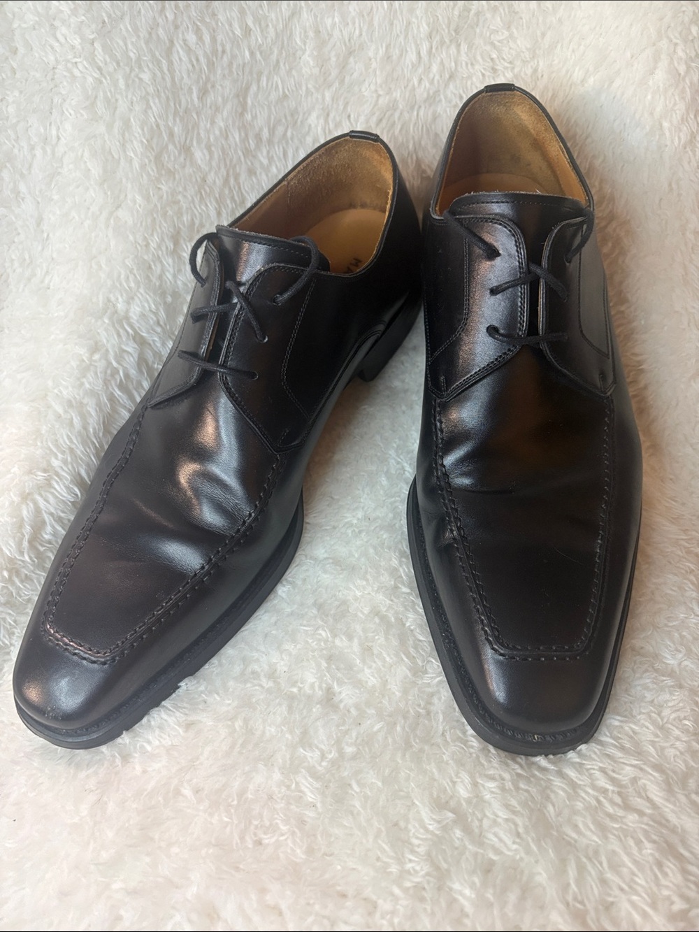 Magnanni Pardo Black Leather Apron Toe Shoes
